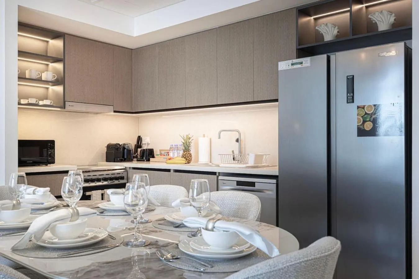 Modern Comfort - Views In Prime Downtown - 2Br 6 Guests Dubaj