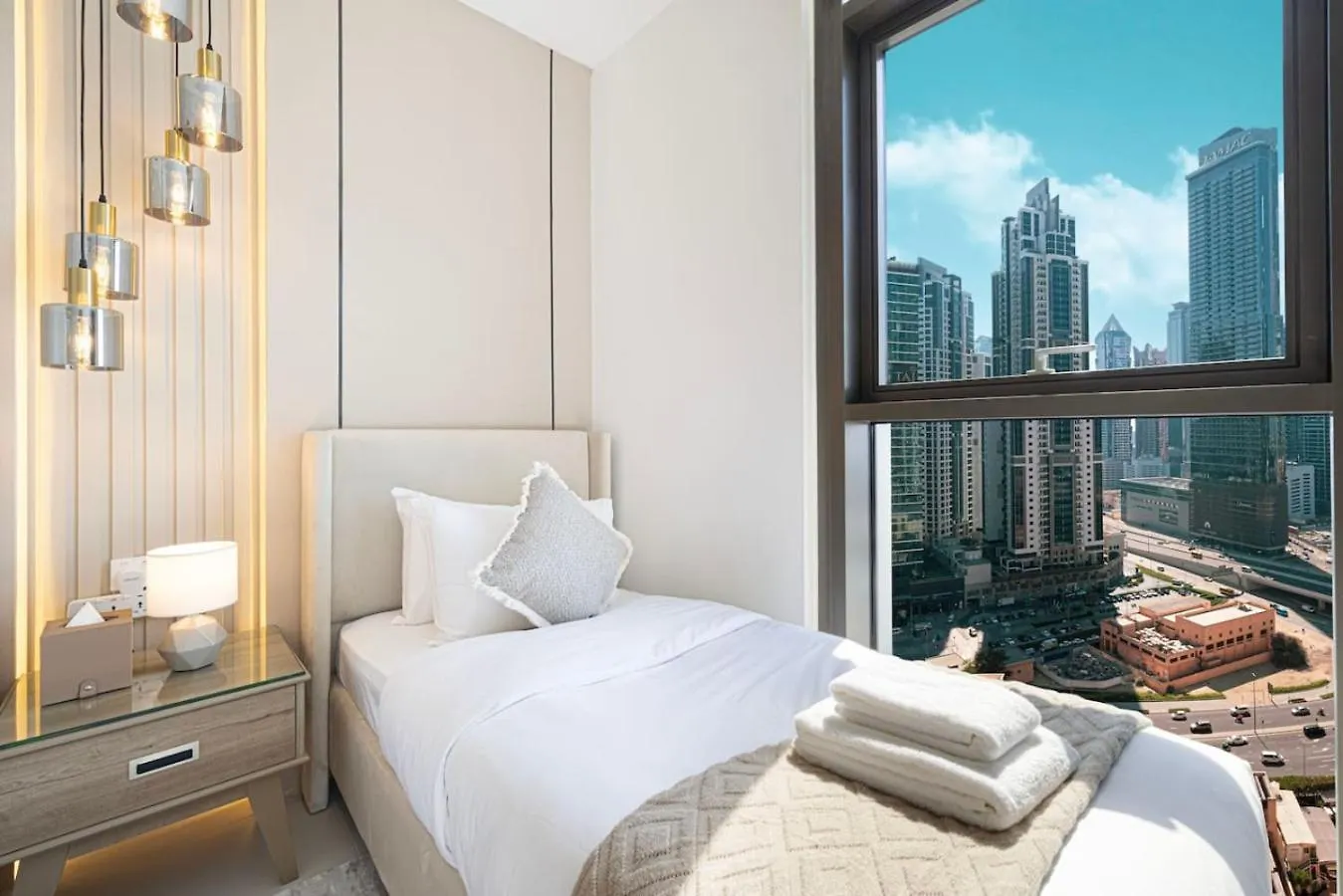 Apartament Modern Comfort - Views In Prime Downtown - 2Br 6 Guests Dubaj